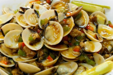 Ngao xào bơ tỏi